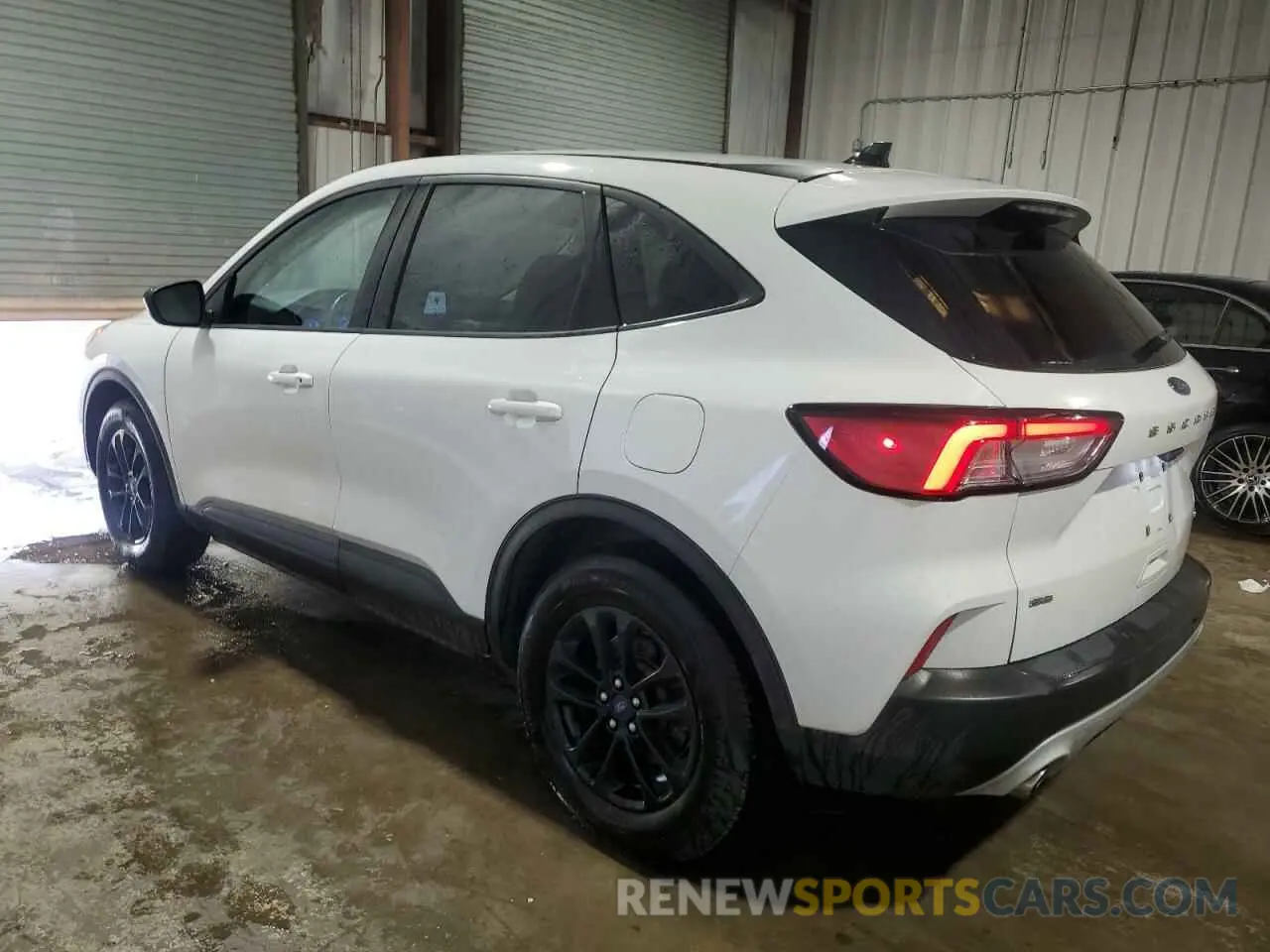 2 fotografías del automóvil dañado 1FMCU9BZ0LUB09942 FORD ESCAPE 2020