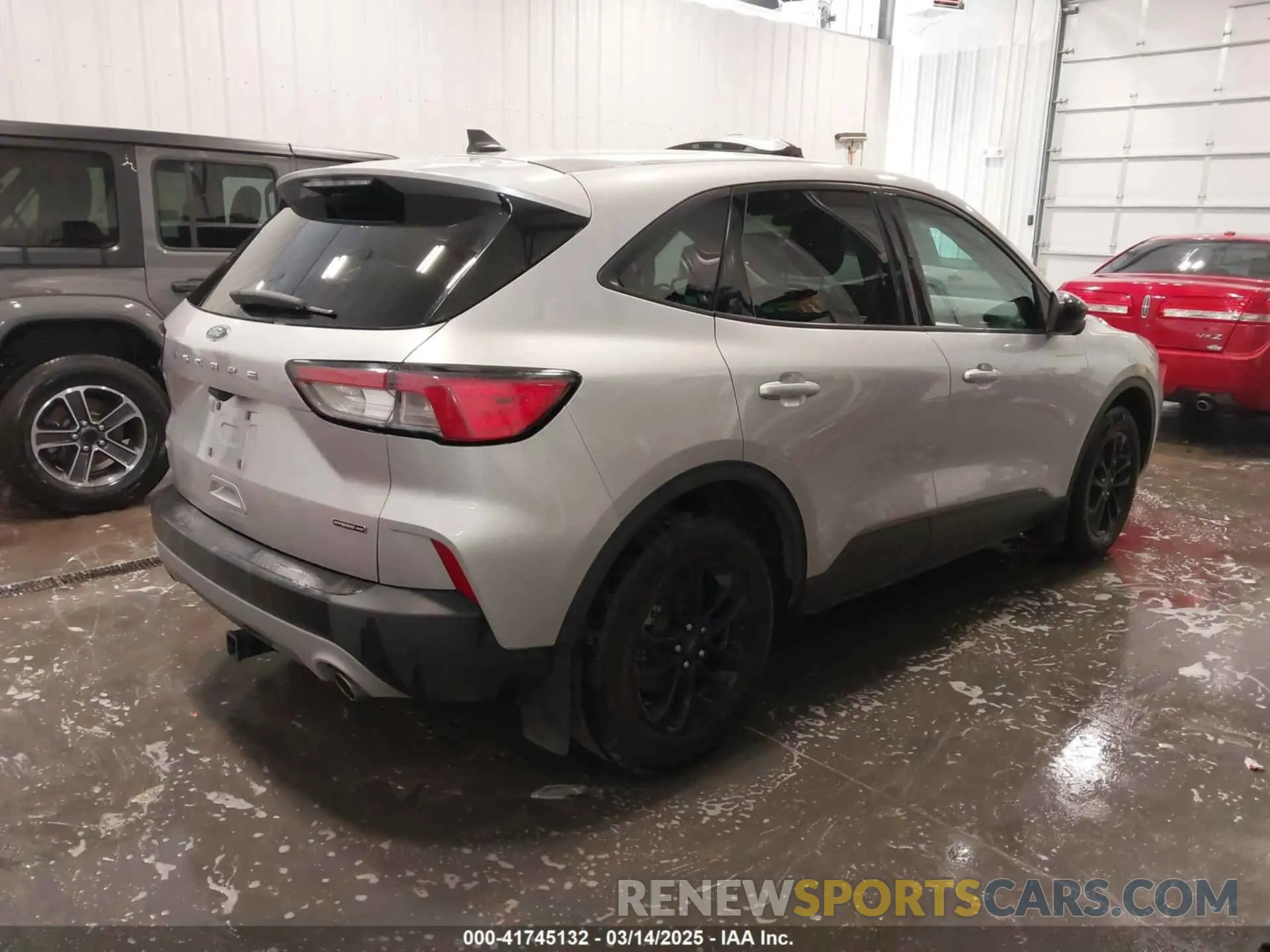 4 fotografías del automóvil dañado 1FMCU9BZ3LUB67351 FORD ESCAPE 2020