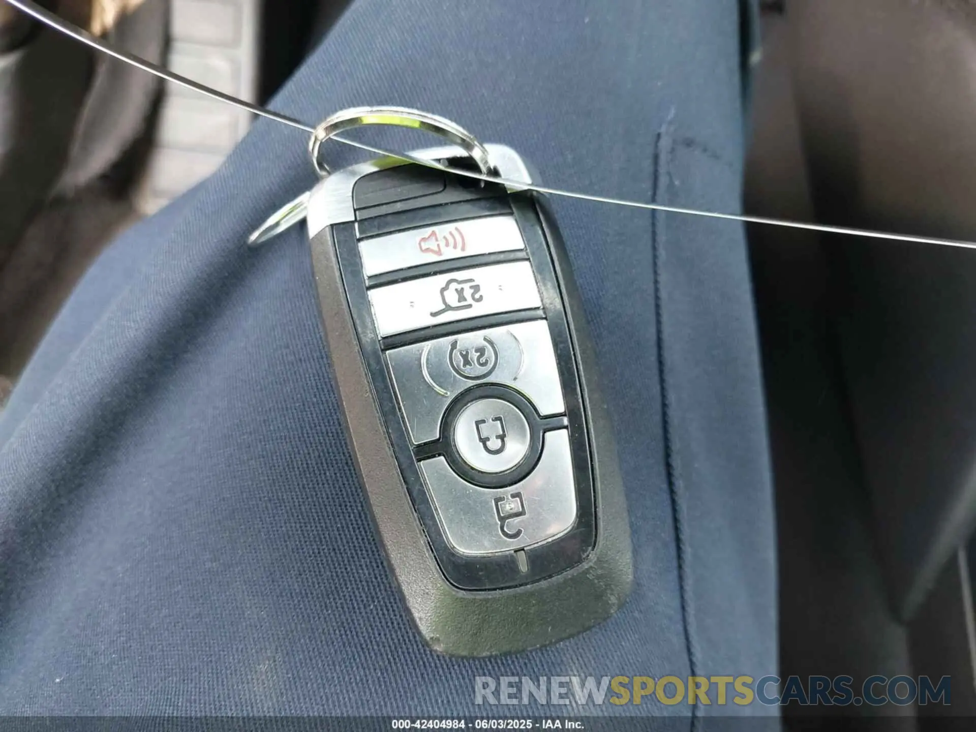 11 fotografías del automóvil dañado 1FMCU9BZ4LUC25970 FORD ESCAPE 2020