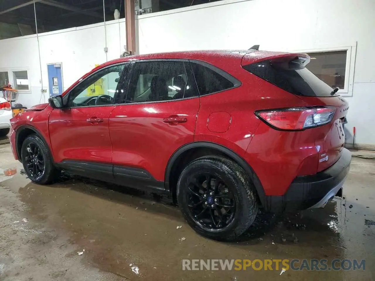 2 fotografías del automóvil dañado 1FMCU9BZ5LUC58086 FORD ESCAPE 2020