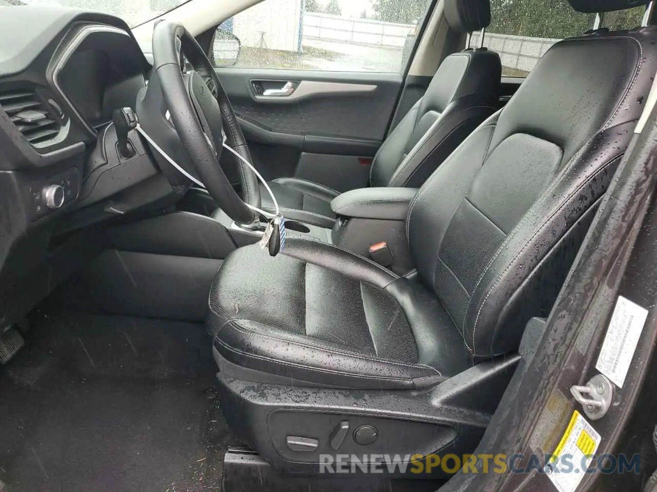 7 fotografías del automóvil dañado 1FMCU9BZ8LUB71282 FORD ESCAPE 2020