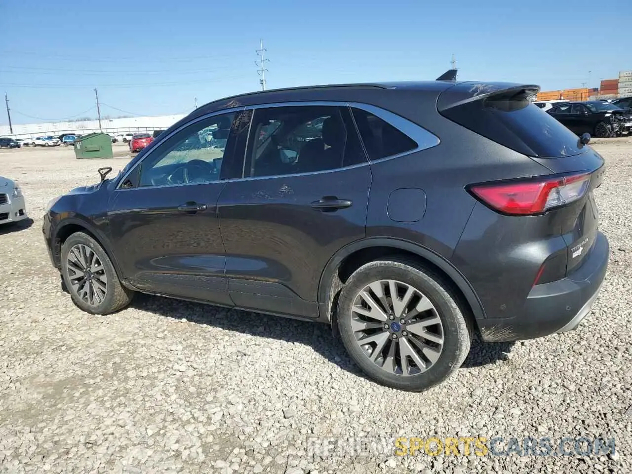 2 fotografías del automóvil dañado 1FMCU9DZ0LUC11478 FORD ESCAPE 2020