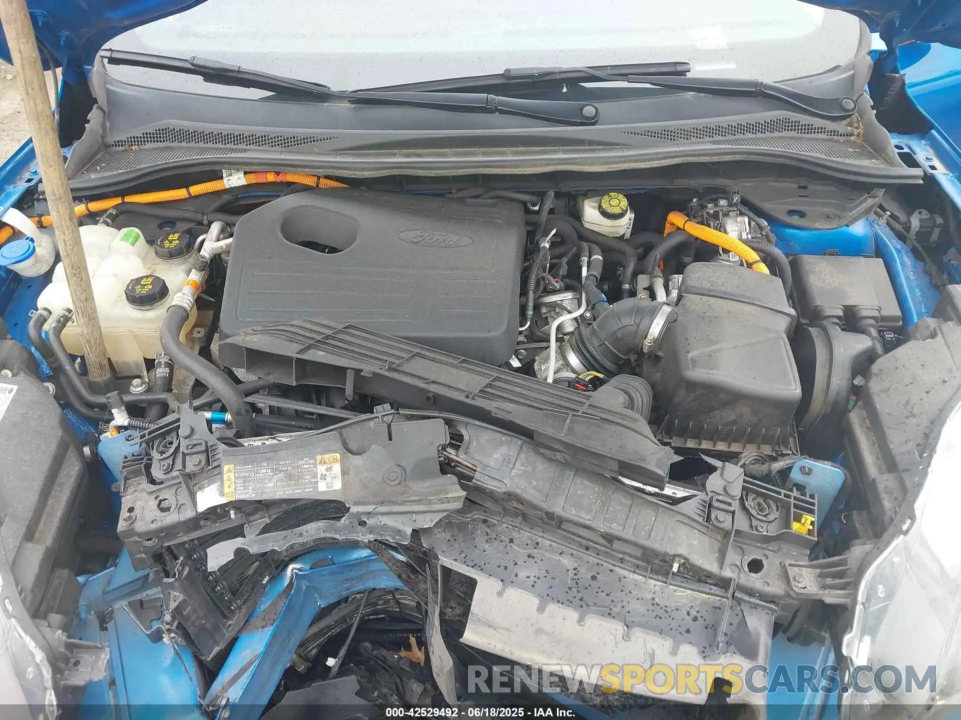 10 fotografías del automóvil dañado 1FMCU9DZ1LUA12889 FORD ESCAPE 2020