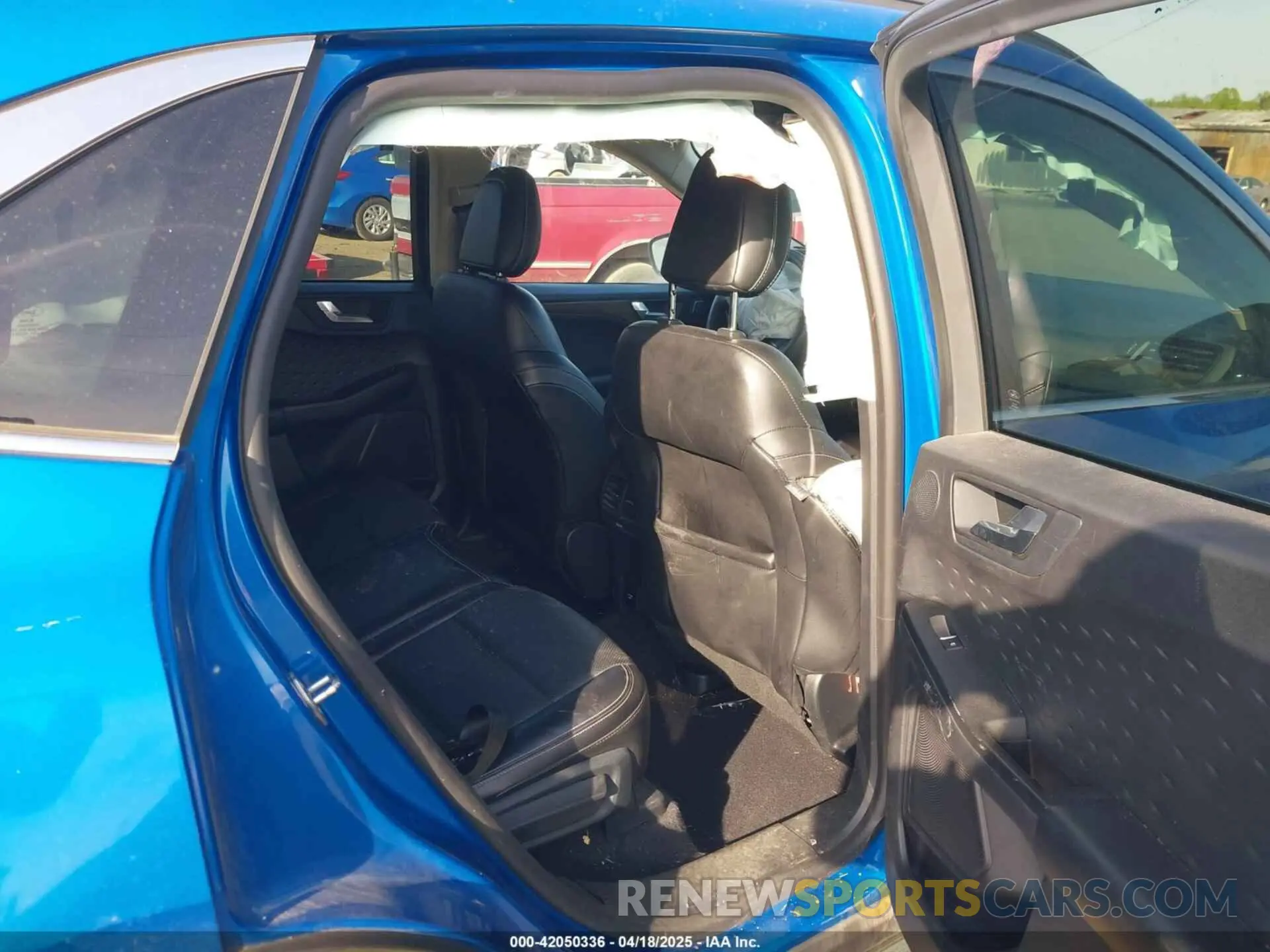 8 fotografías del automóvil dañado 1FMCU9DZ1LUB59214 FORD ESCAPE 2020