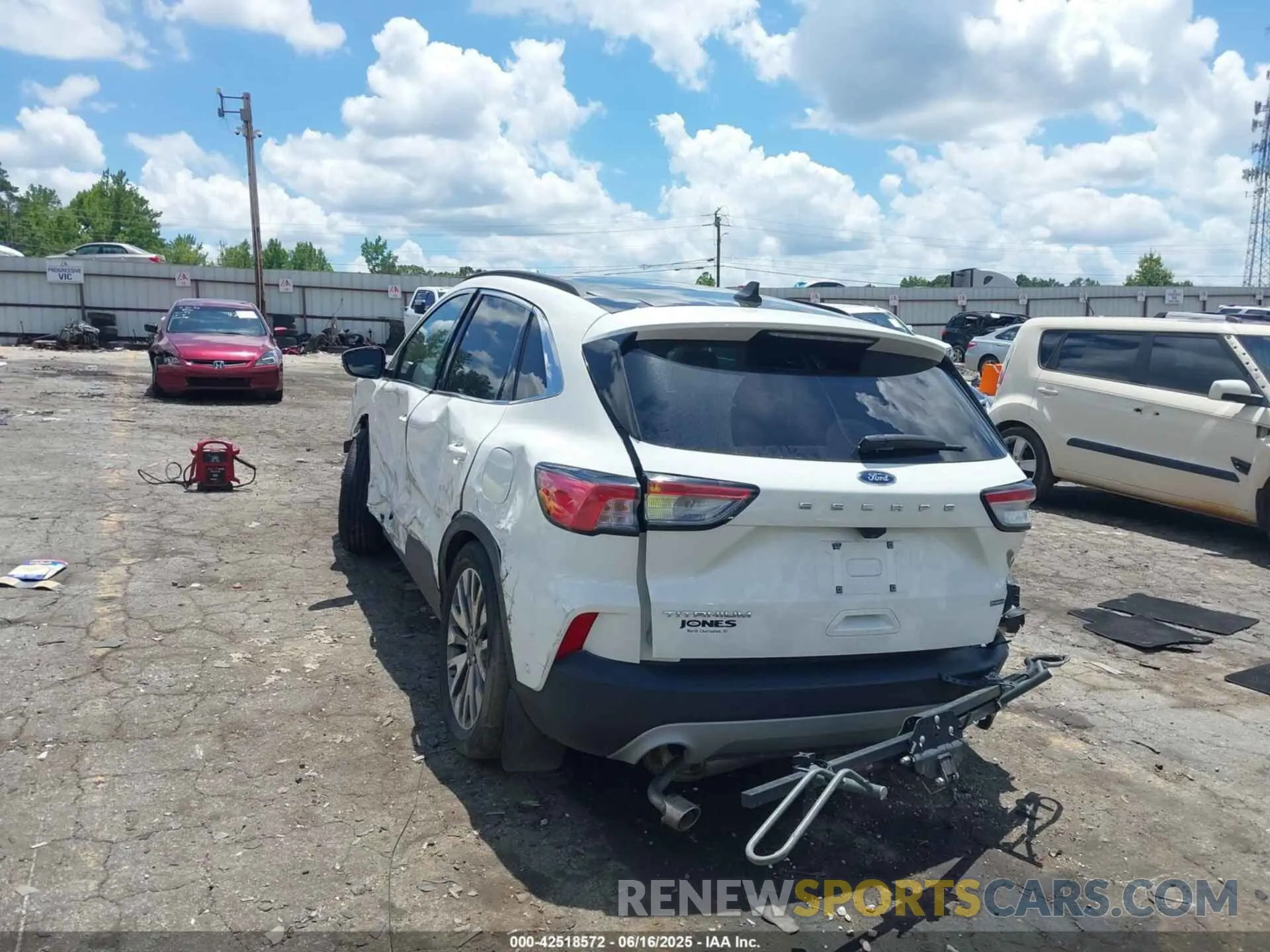 3 fotografías del automóvil dañado 1FMCU9DZ7LUB56124 FORD ESCAPE 2020