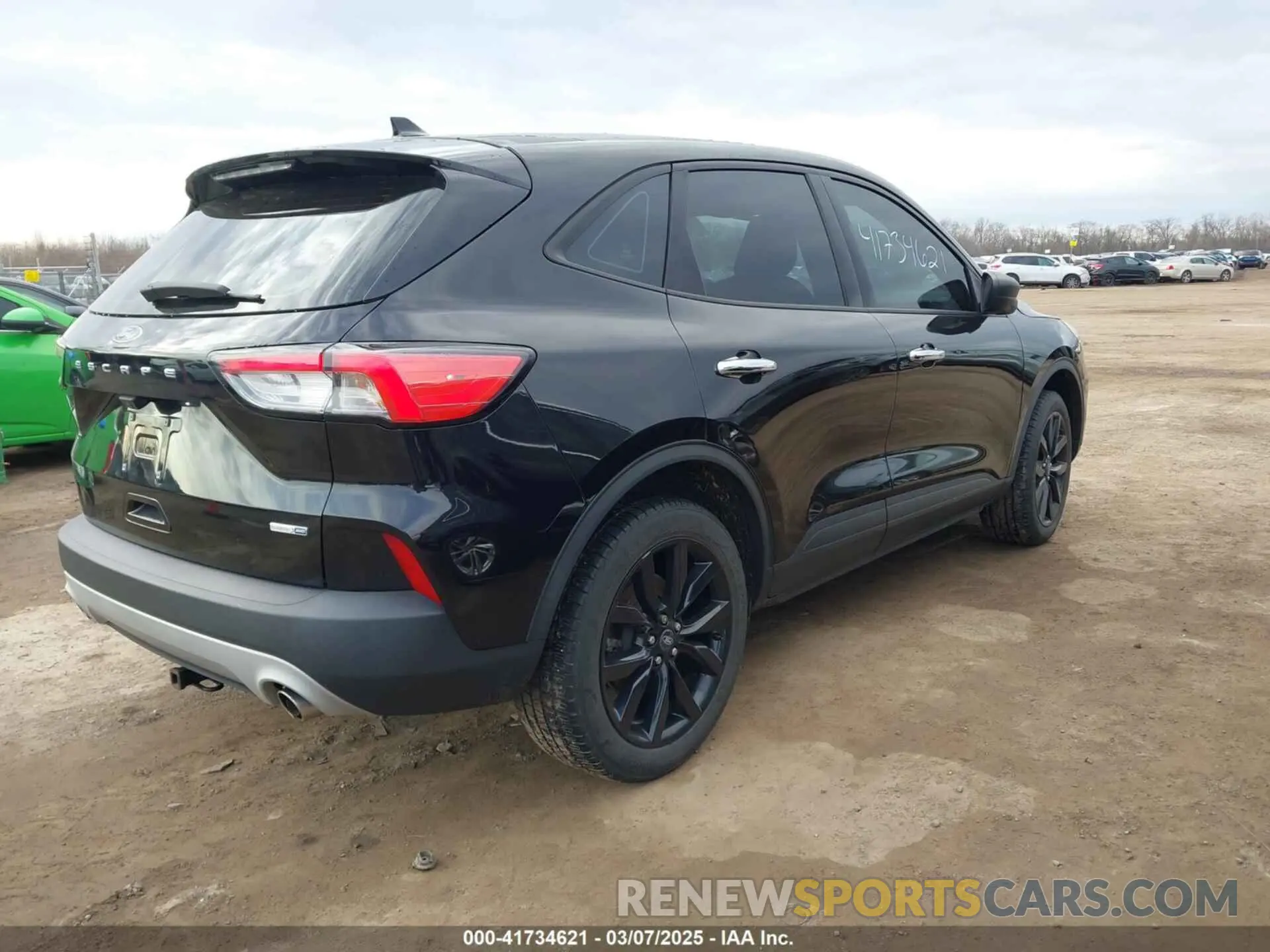4 fotografías del automóvil dañado 1FMCU9F65LUA08086 FORD ESCAPE 2020