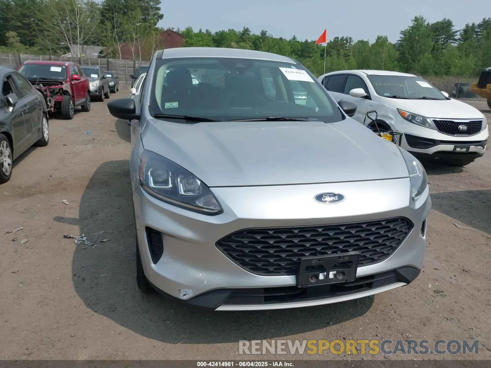 12 fotografías del automóvil dañado 1FMCU9F66LUA60875 FORD ESCAPE 2020