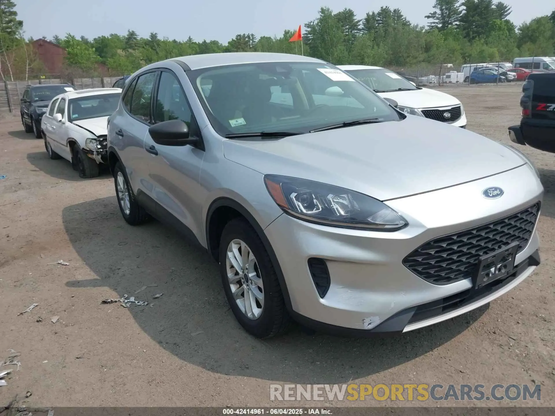13 fotografías del automóvil dañado 1FMCU9F66LUA60875 FORD ESCAPE 2020