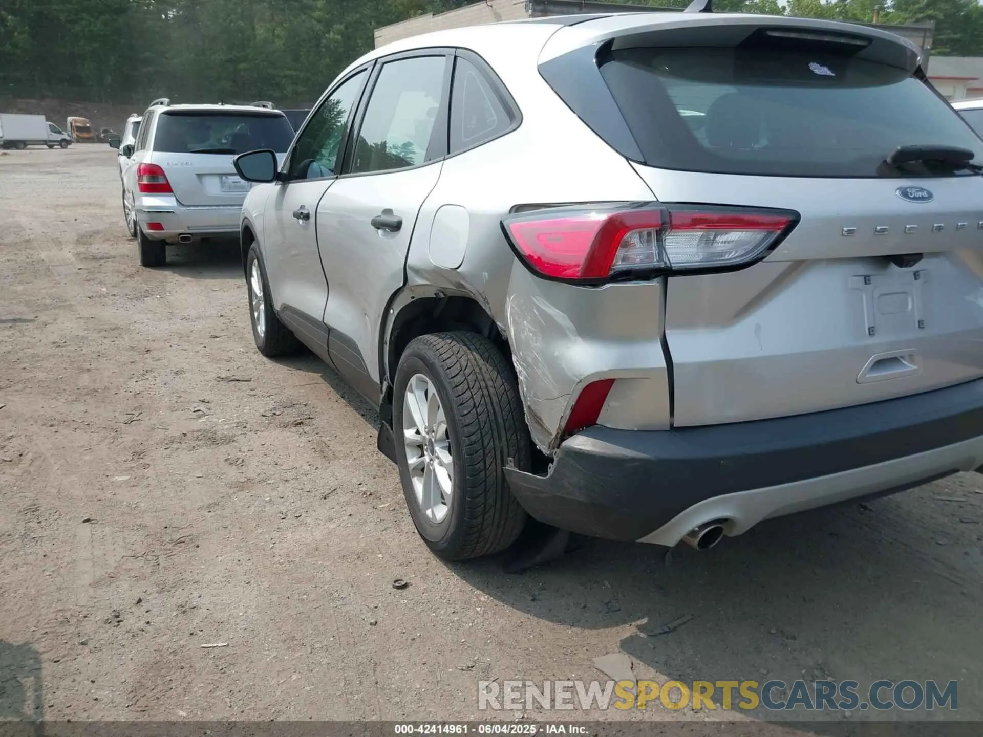 6 fotografías del automóvil dañado 1FMCU9F66LUA60875 FORD ESCAPE 2020