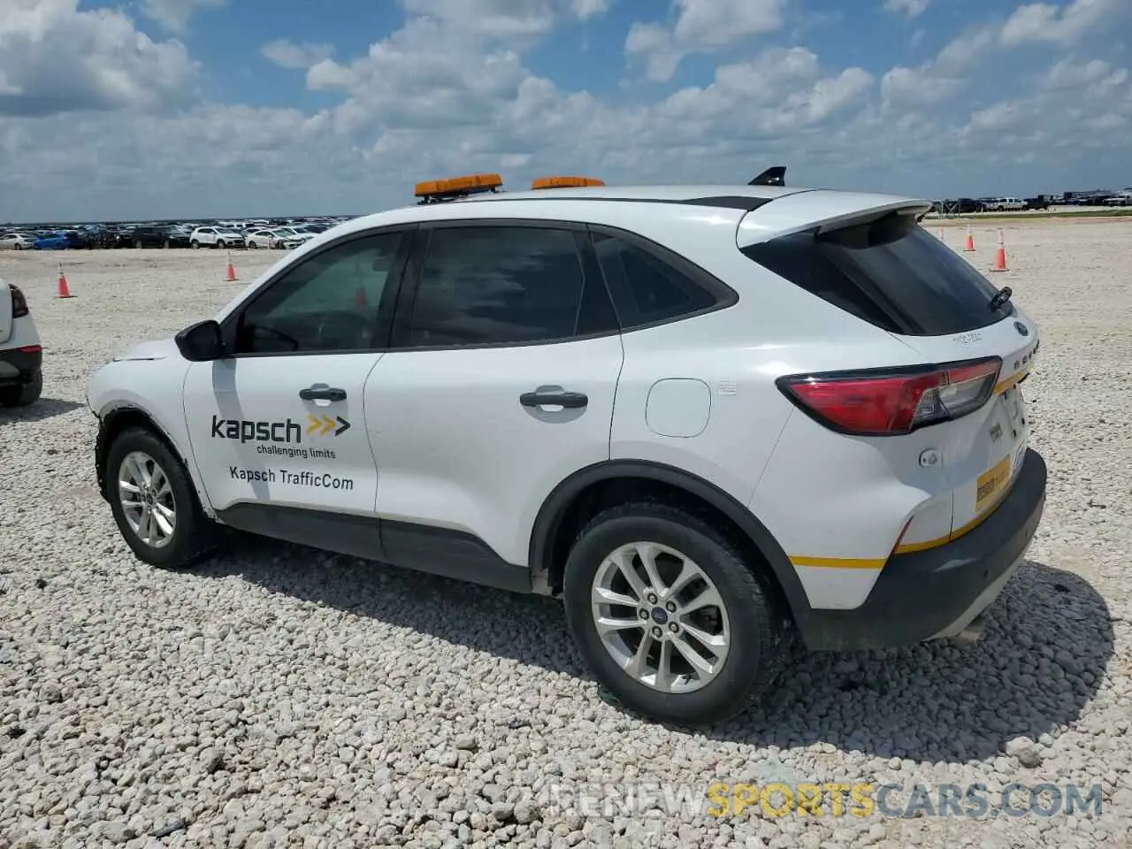 2 fotografías del automóvil dañado 1FMCU9F67LUA55278 FORD ESCAPE 2020