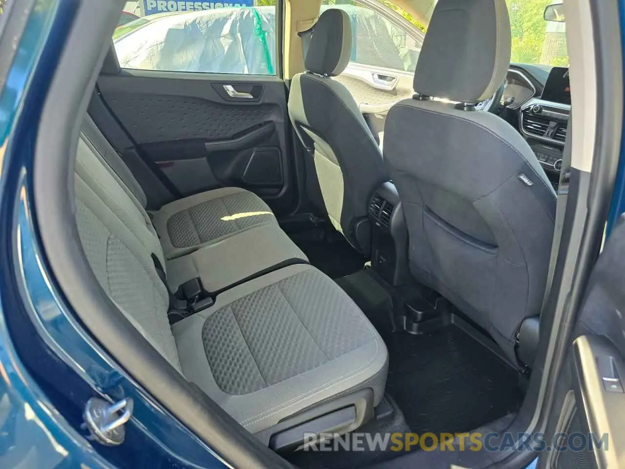 6 fotografías del automóvil dañado 1FMCU9G60LUA09015 FORD ESCAPE 2020