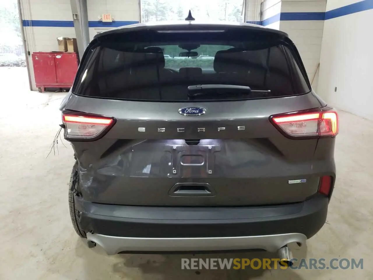 6 fotografías del automóvil dañado 1FMCU9G60LUA25358 FORD ESCAPE 2020