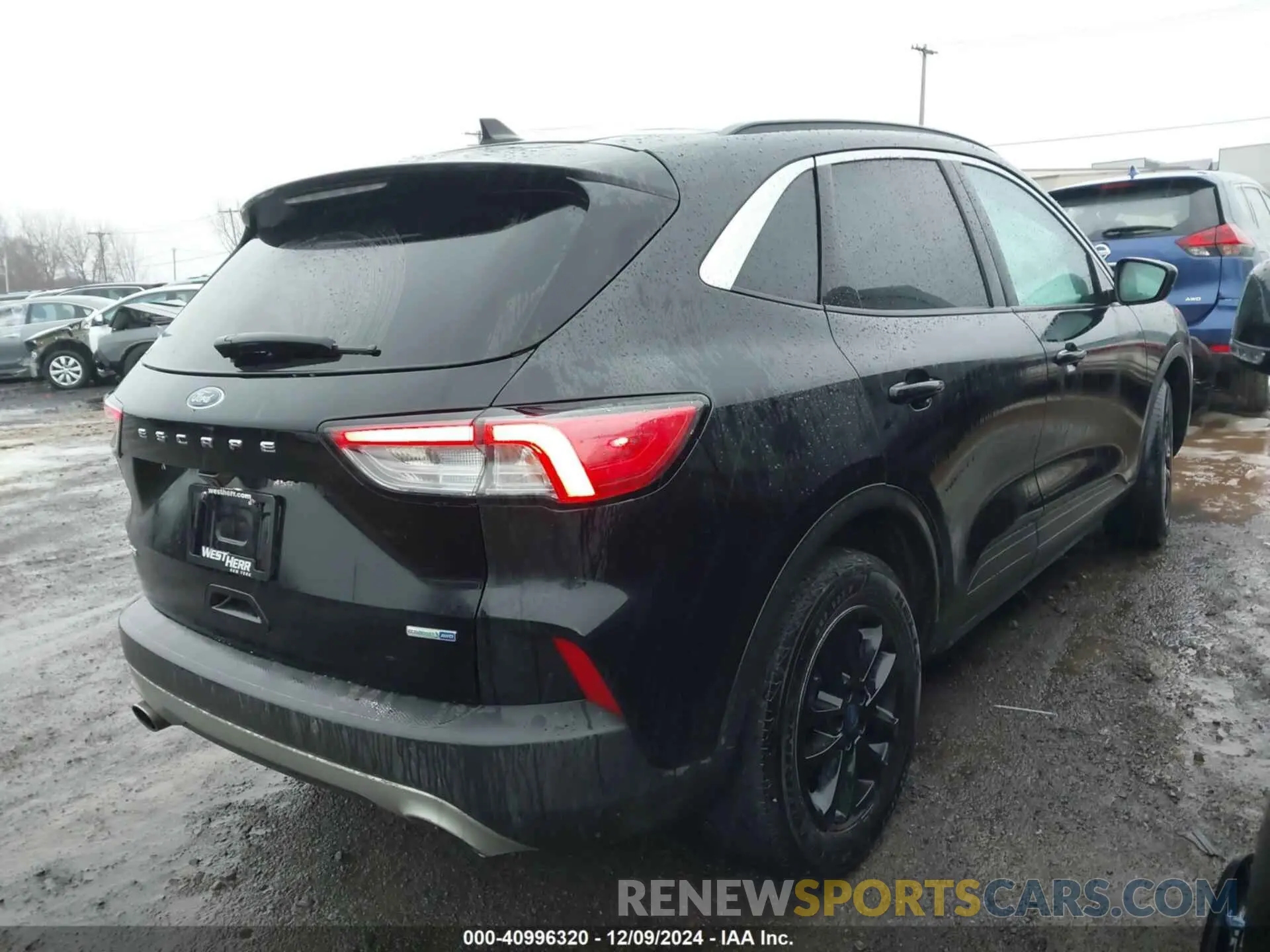 4 fotografías del automóvil dañado 1FMCU9G60LUA97399 FORD ESCAPE 2020