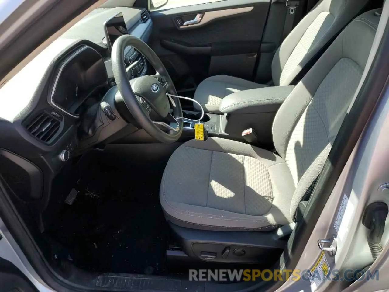 7 fotografías del automóvil dañado 1FMCU9G60LUC48404 FORD ESCAPE 2020