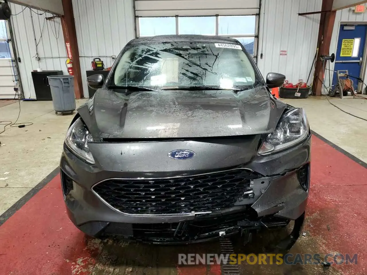 5 fotografías del automóvil dañado 1FMCU9G61LUA04552 FORD ESCAPE 2020