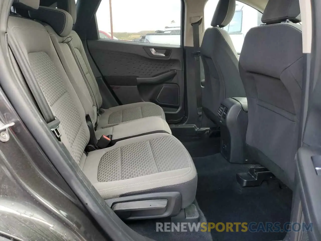 10 fotografías del automóvil dañado 1FMCU9G61LUA34036 FORD ESCAPE 2020