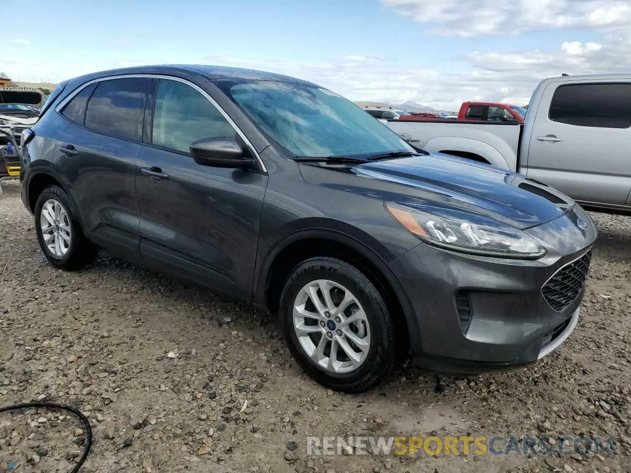 4 fotografías del automóvil dañado 1FMCU9G61LUA34036 FORD ESCAPE 2020