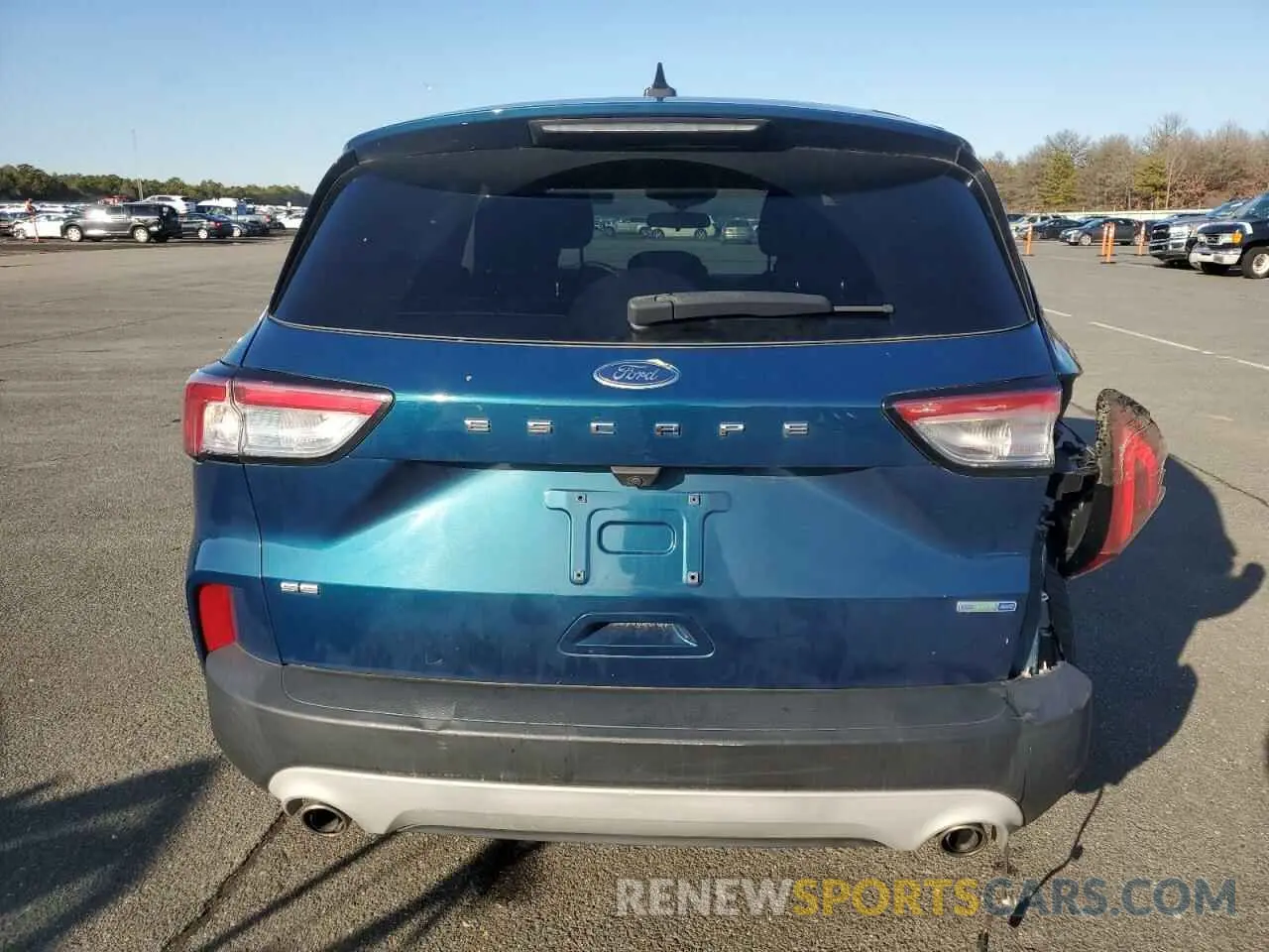 6 fotografías del automóvil dañado 1FMCU9G61LUA65626 FORD ESCAPE 2020