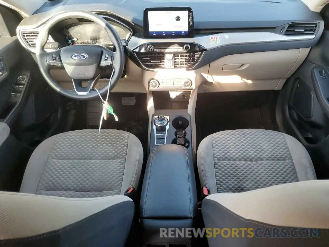 8 fotografías del automóvil dañado 1FMCU9G61LUA65626 FORD ESCAPE 2020