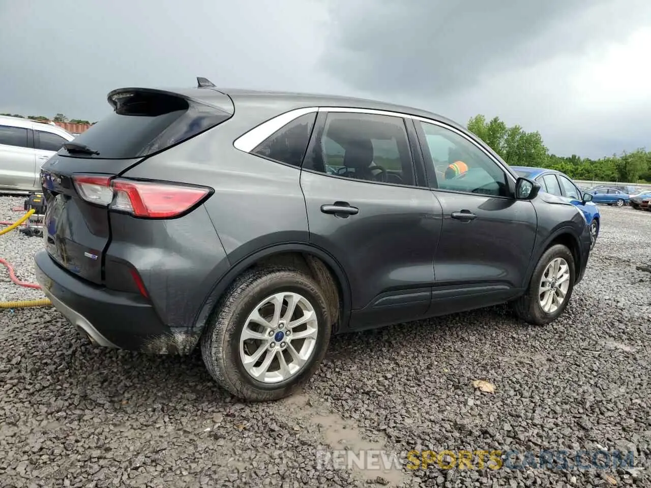 3 fotografías del automóvil dañado 1FMCU9G61LUB01248 FORD ESCAPE 2020