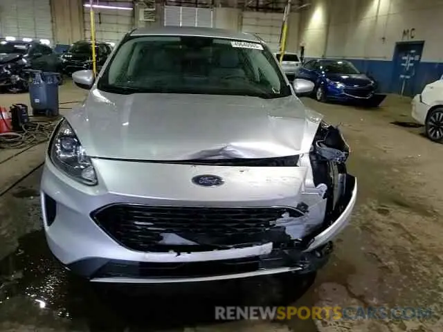 15 fotografías del automóvil dañado 1FMCU9G61LUB40261 FORD ESCAPE 2020