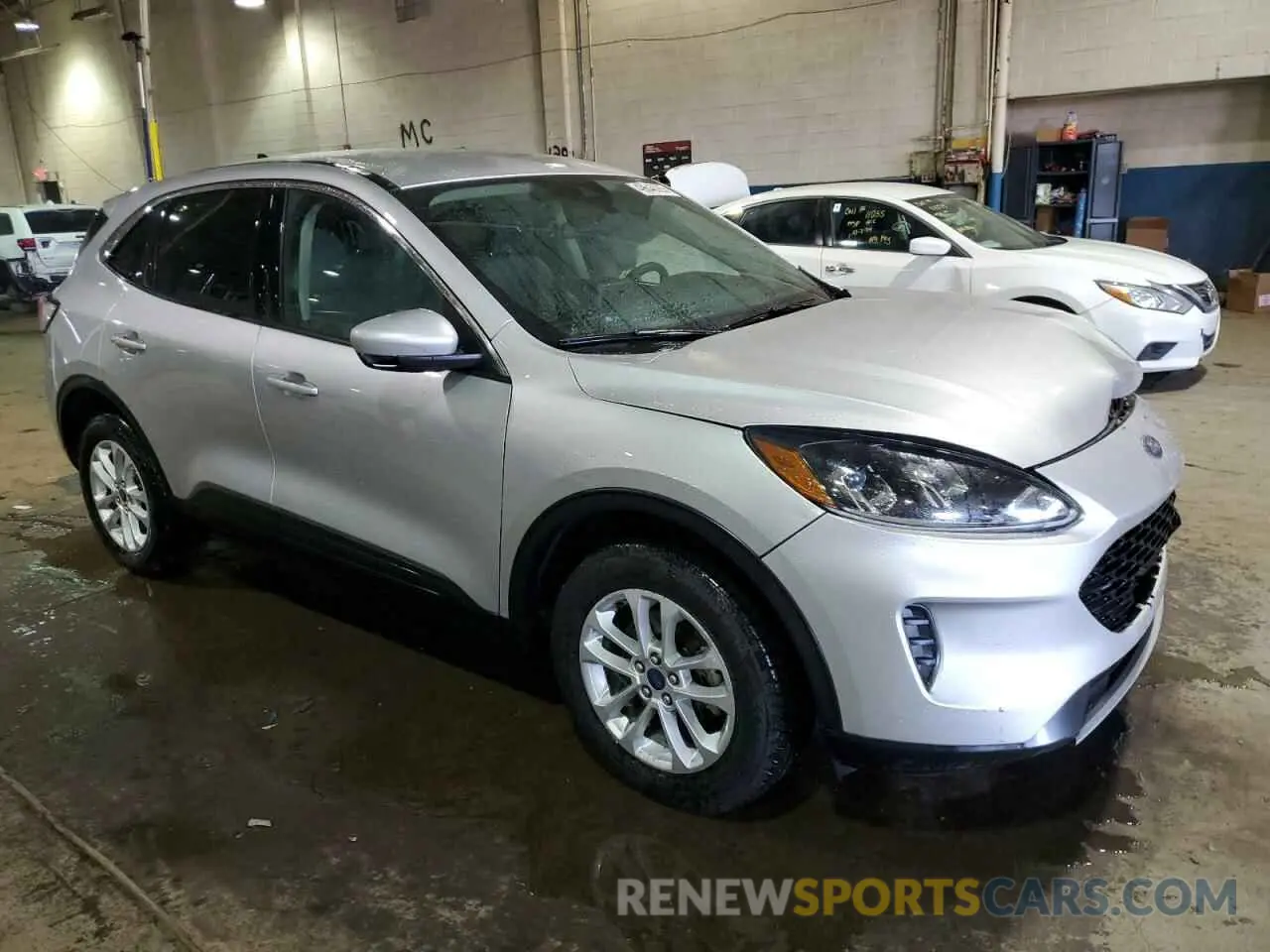4 fotografías del automóvil dañado 1FMCU9G61LUB40261 FORD ESCAPE 2020