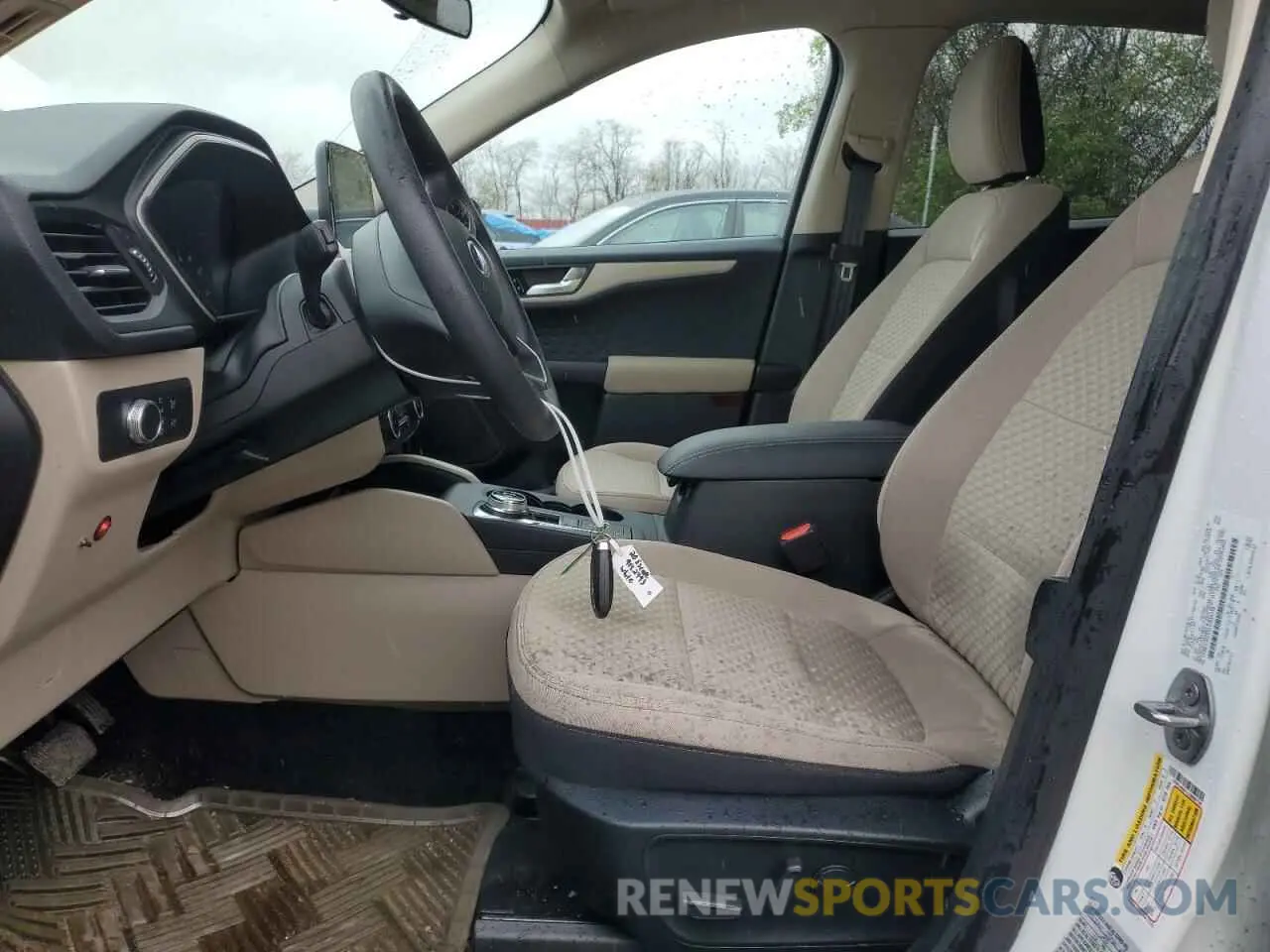 7 fotografías del automóvil dañado 1FMCU9G61LUB58758 FORD ESCAPE 2020