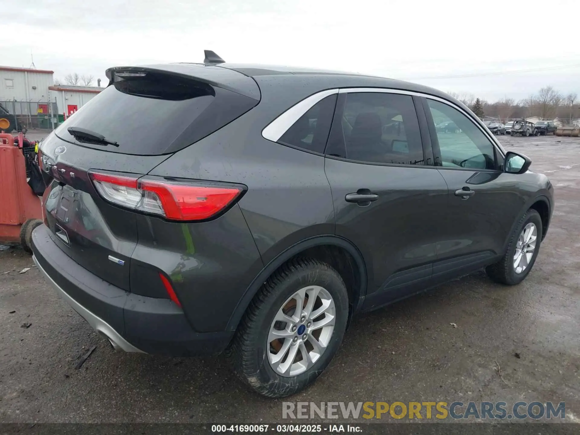 4 fotografías del automóvil dañado 1FMCU9G61LUC34110 FORD ESCAPE 2020