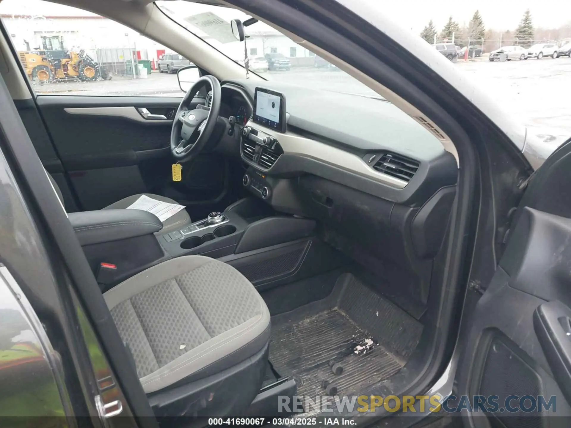 5 fotografías del automóvil dañado 1FMCU9G61LUC34110 FORD ESCAPE 2020
