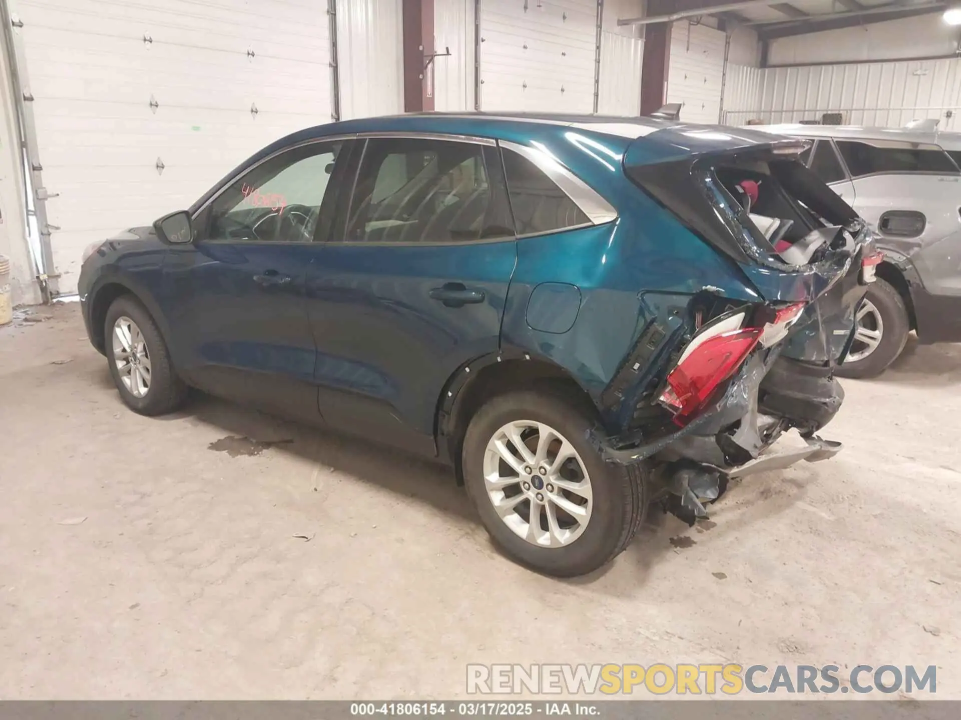 3 fotografías del automóvil dañado 1FMCU9G61LUC36987 FORD ESCAPE 2020