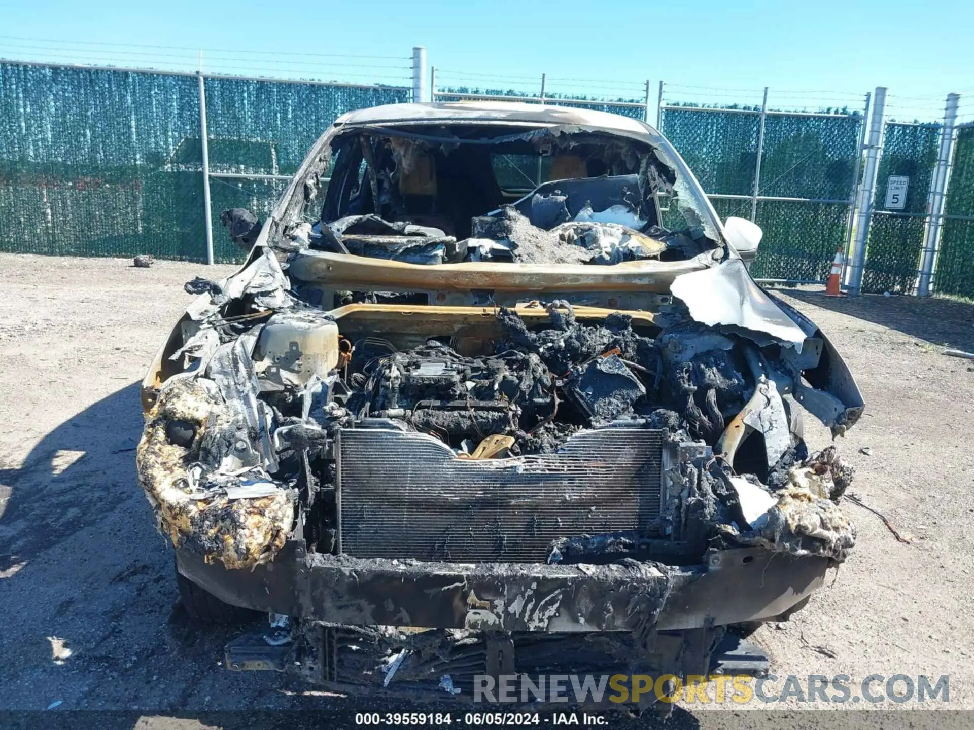 6 fotografías del automóvil dañado 1FMCU9G62LUA09288 FORD ESCAPE 2020