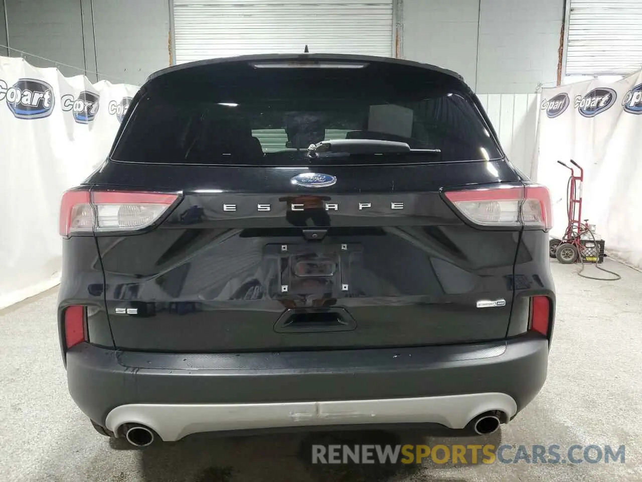 6 fotografías del automóvil dañado 1FMCU9G62LUA52710 FORD ESCAPE 2020