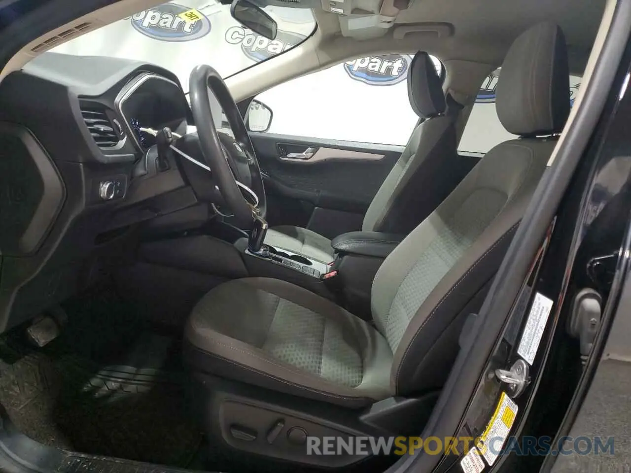 7 fotografías del automóvil dañado 1FMCU9G62LUA52710 FORD ESCAPE 2020
