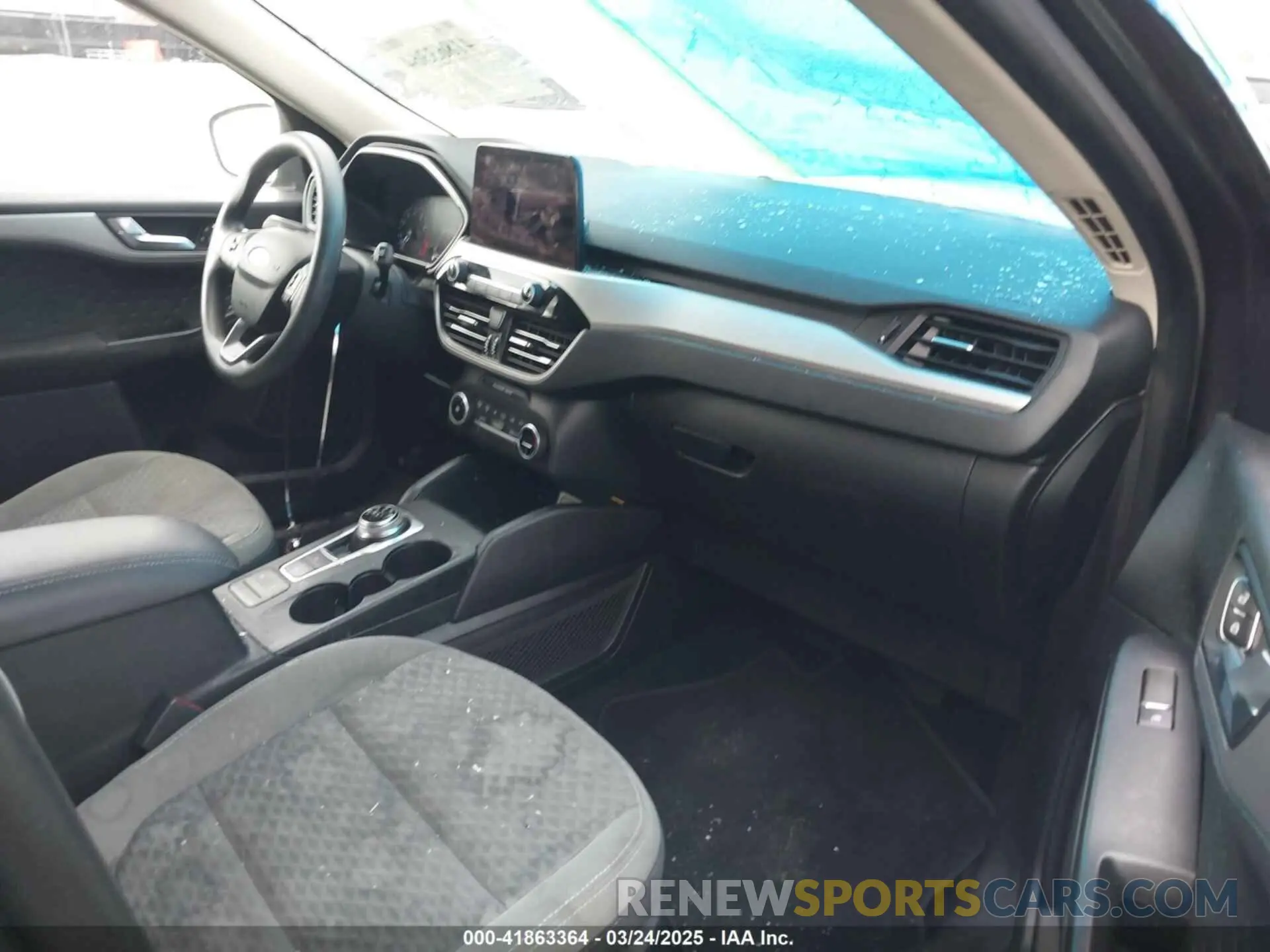 5 fotografías del automóvil dañado 1FMCU9G62LUB61510 FORD ESCAPE 2020