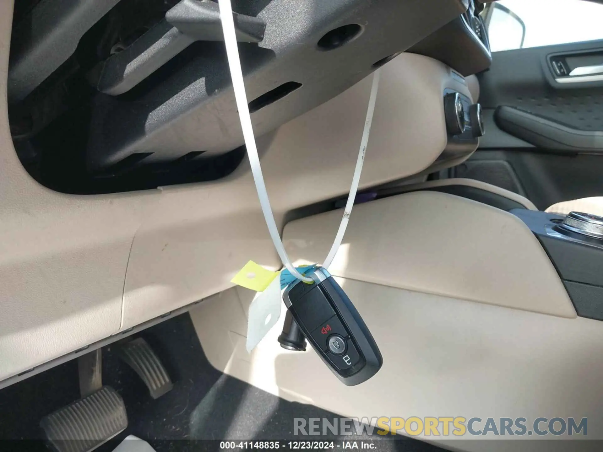 11 fotografías del automóvil dañado 1FMCU9G62LUB72944 FORD ESCAPE 2020