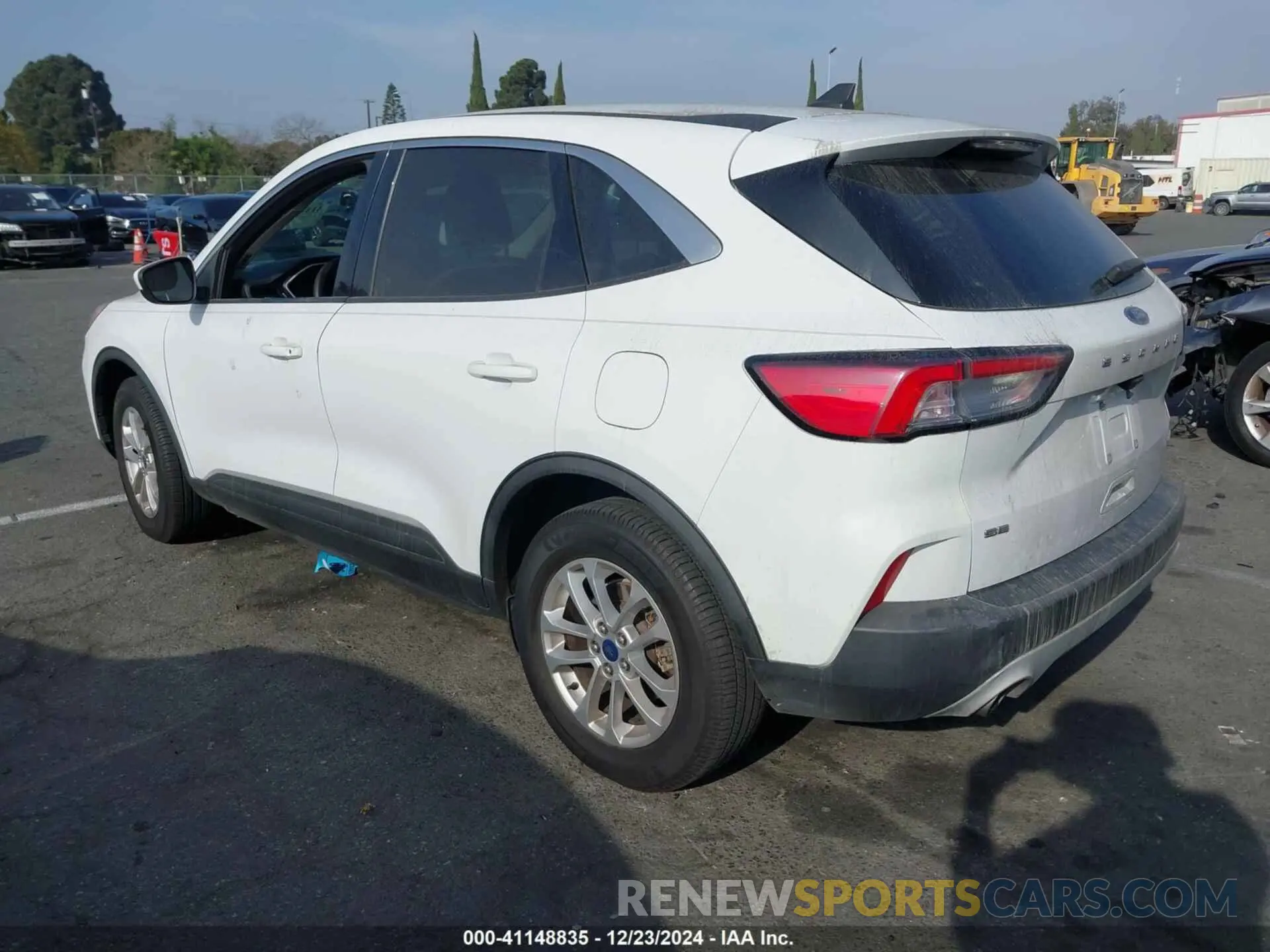 3 fotografías del automóvil dañado 1FMCU9G62LUB72944 FORD ESCAPE 2020