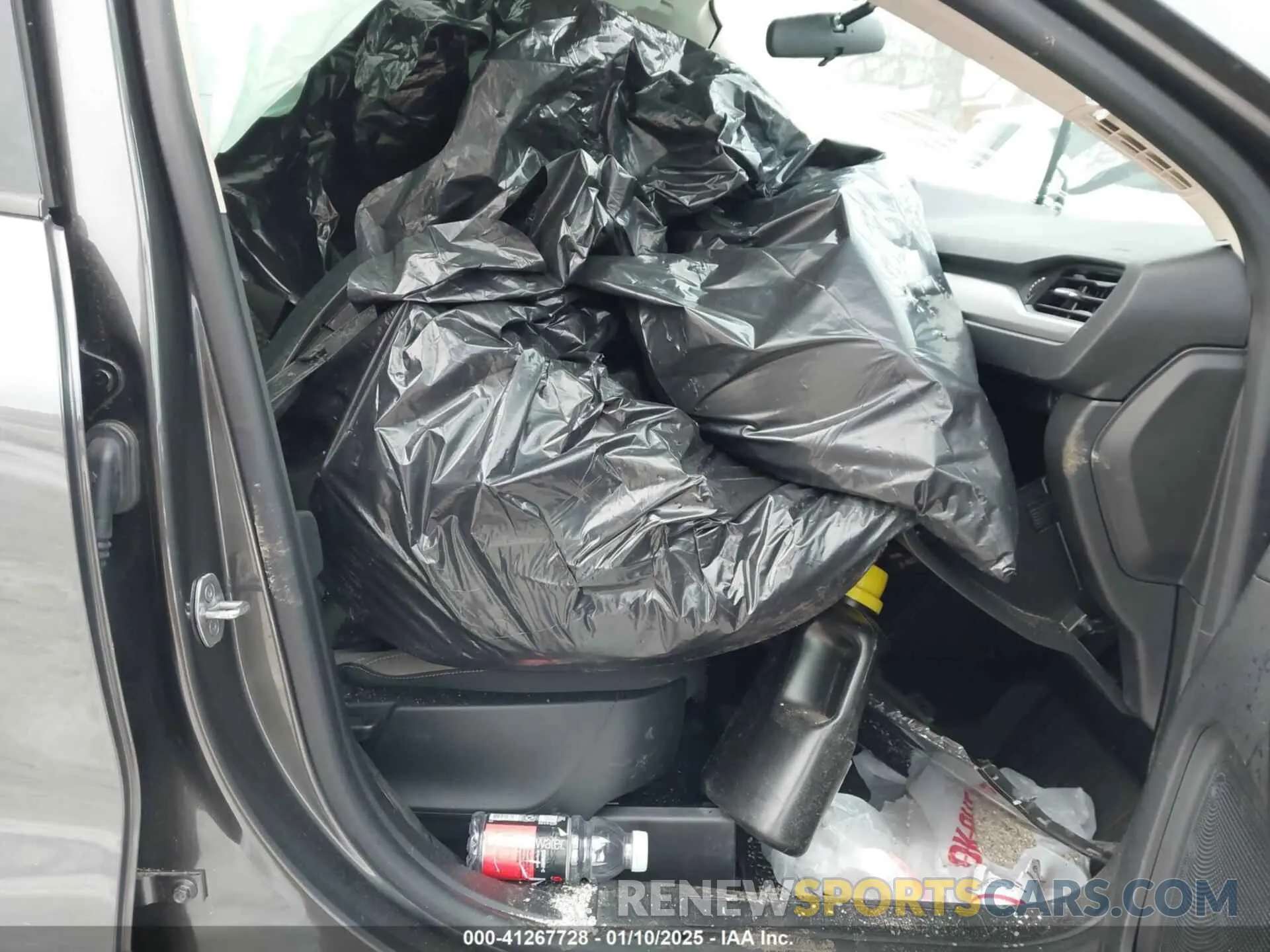 5 fotografías del automóvil dañado 1FMCU9G62LUB76895 FORD ESCAPE 2020