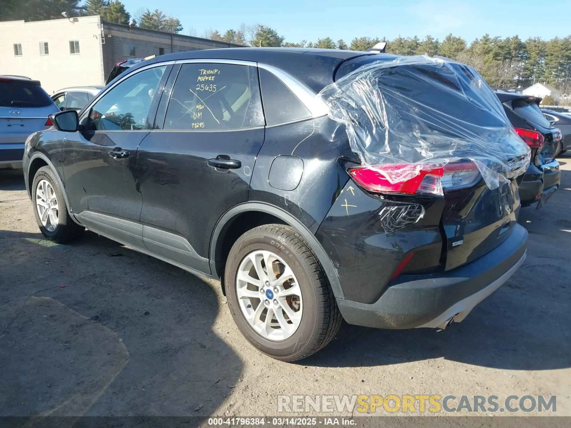 3 fotografías del automóvil dañado 1FMCU9G62LUC22404 FORD ESCAPE 2020