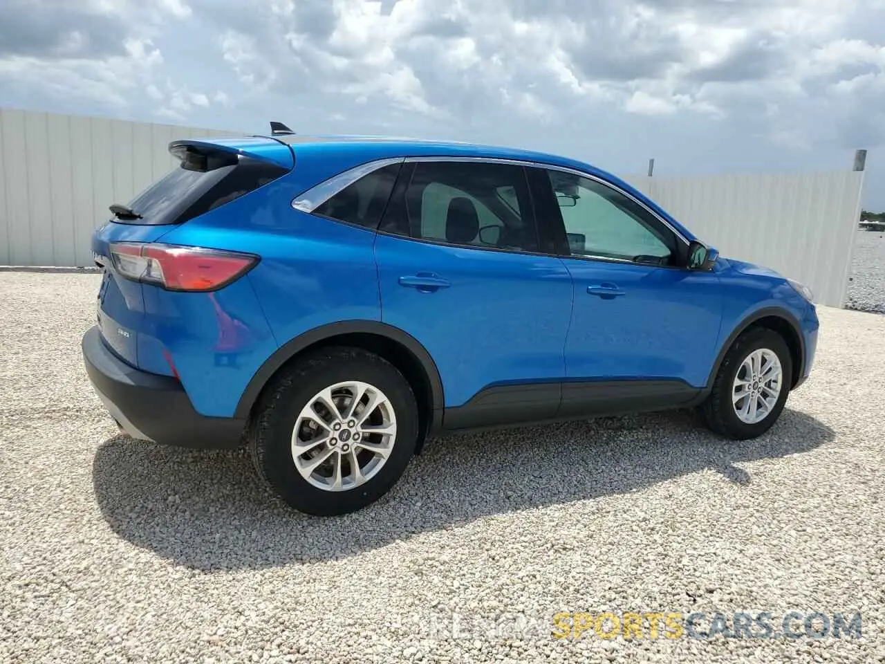 3 fotografías del automóvil dañado 1FMCU9G62LUC68833 FORD ESCAPE 2020