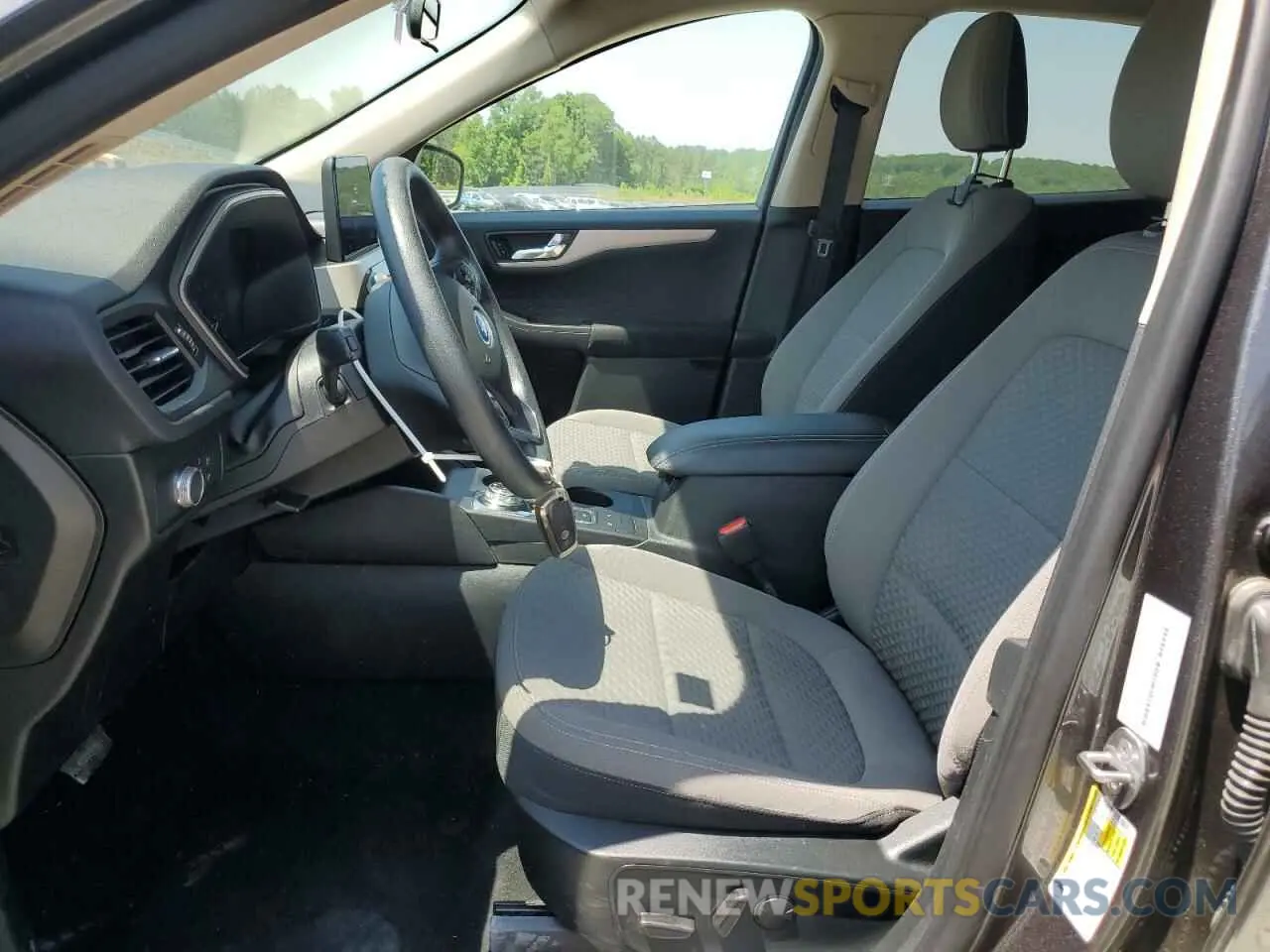 7 fotografías del automóvil dañado 1FMCU9G62LUC71747 FORD ESCAPE 2020