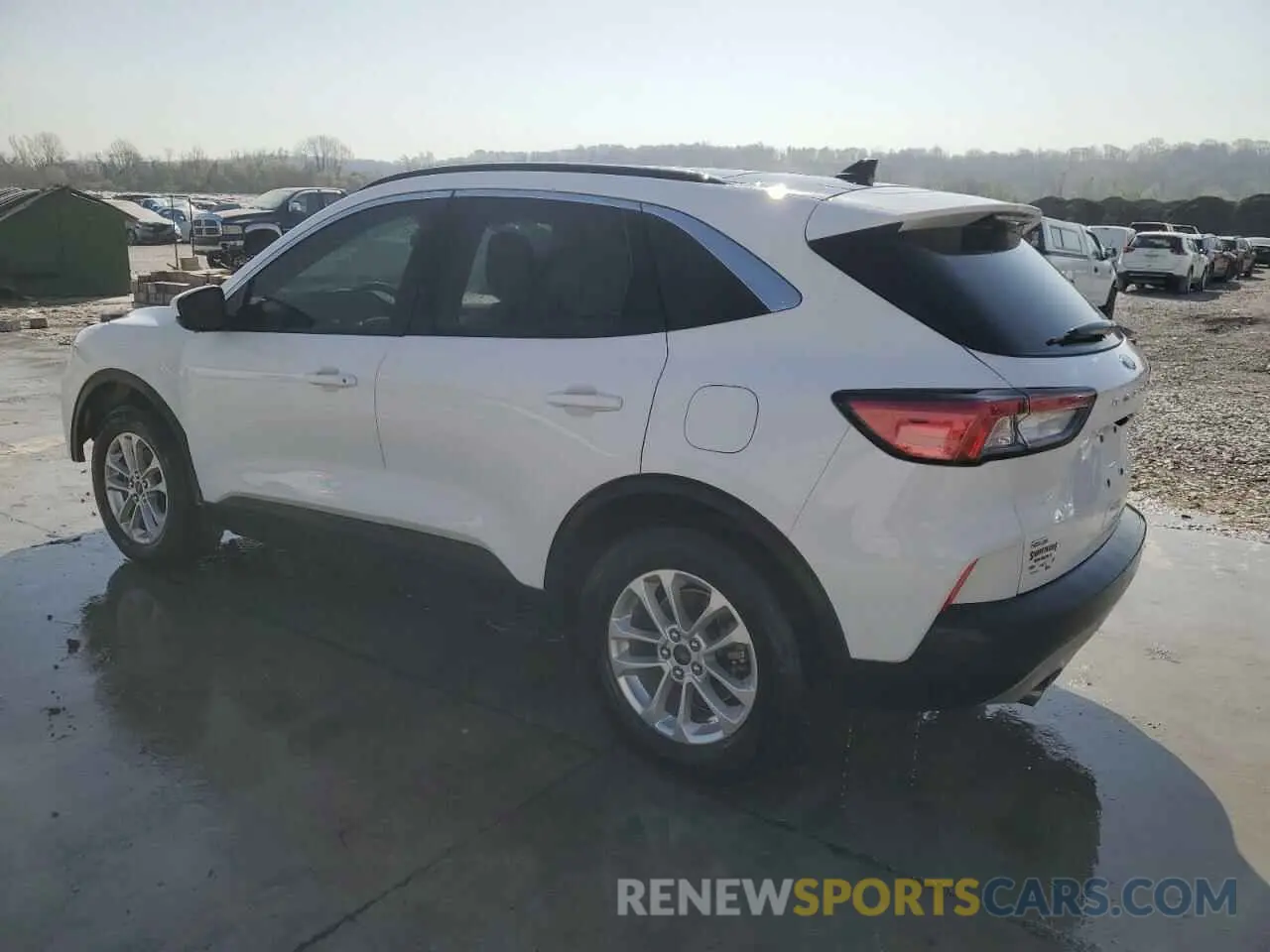 2 fotografías del automóvil dañado 1FMCU9G63LUA01099 FORD ESCAPE 2020