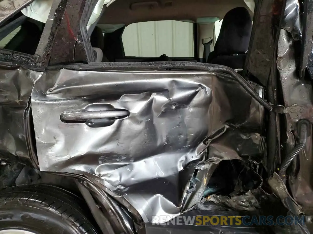 11 fotografías del automóvil dañado 1FMCU9G63LUA27895 FORD ESCAPE 2020