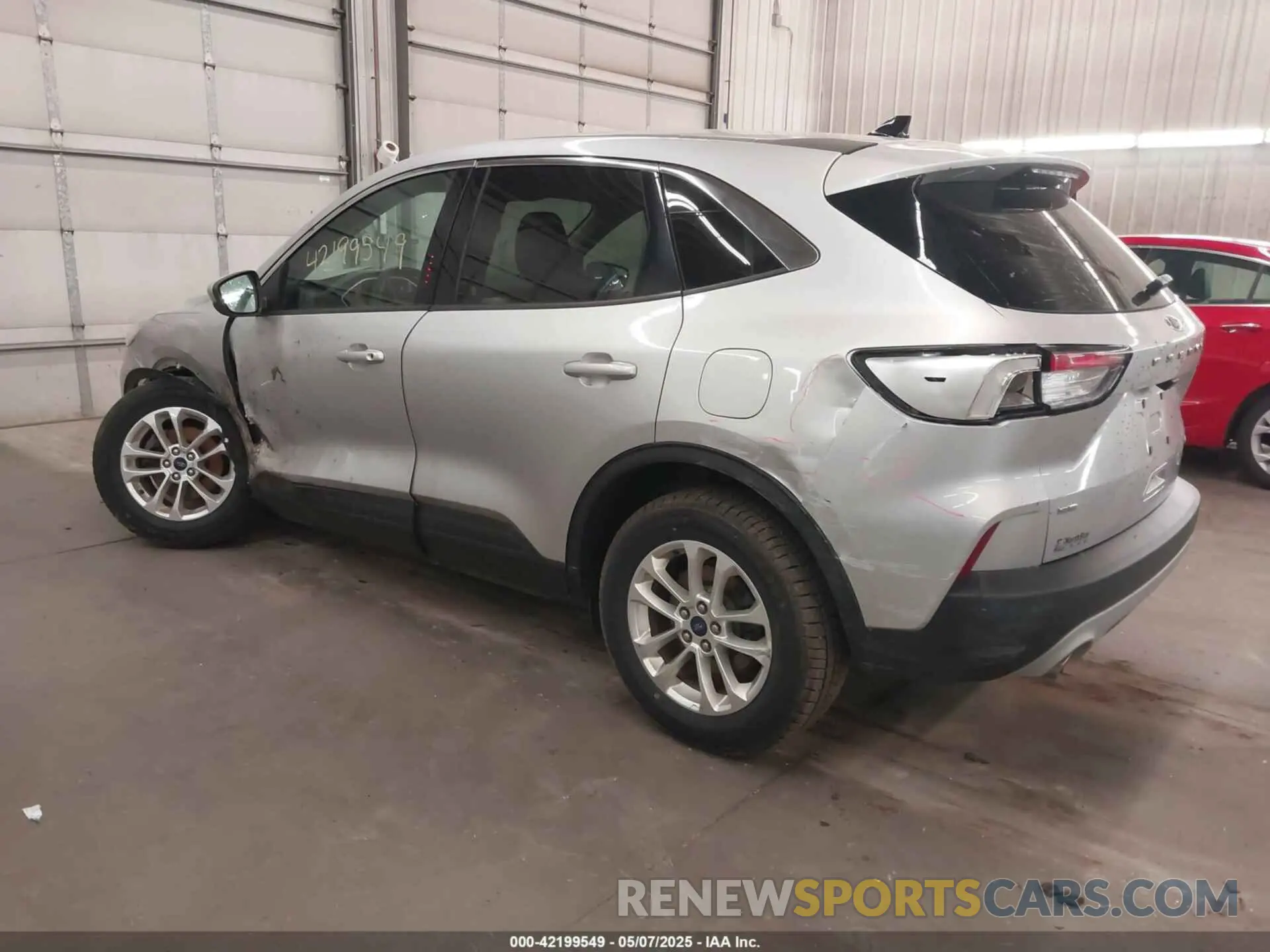 3 fotografías del automóvil dañado 1FMCU9G63LUA56720 FORD ESCAPE 2020