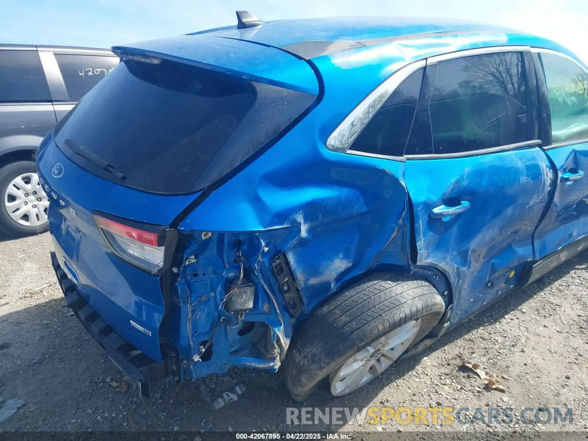 16 fotografías del automóvil dañado 1FMCU9G63LUB63489 FORD ESCAPE 2020
