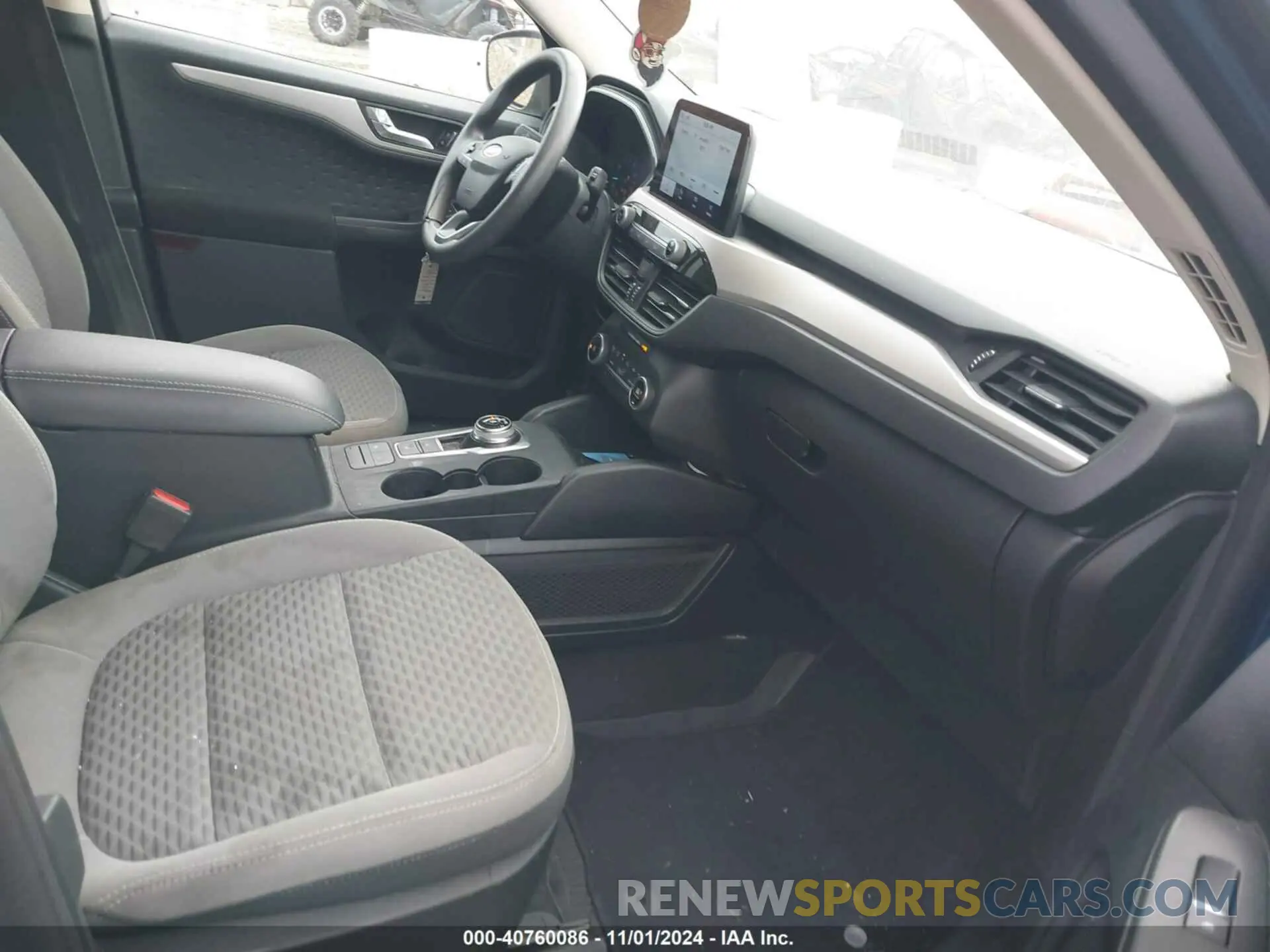 5 fotografías del automóvil dañado 1FMCU9G63LUB65050 FORD ESCAPE 2020