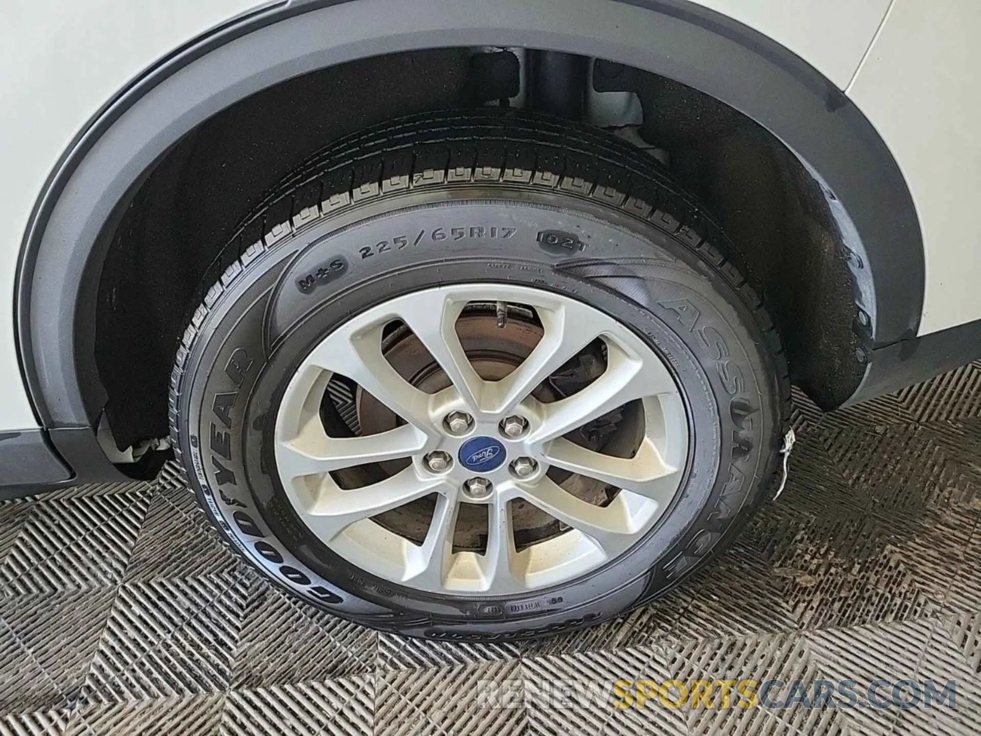 12 fotografías del automóvil dañado 1FMCU9G63LUB81331 FORD ESCAPE 2020