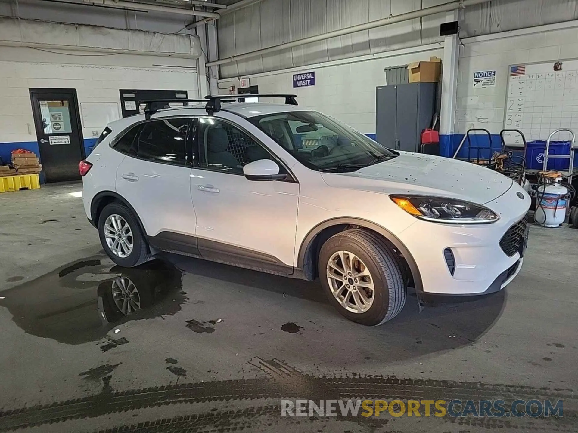 25 fotografías del automóvil dañado 1FMCU9G63LUB81331 FORD ESCAPE 2020
