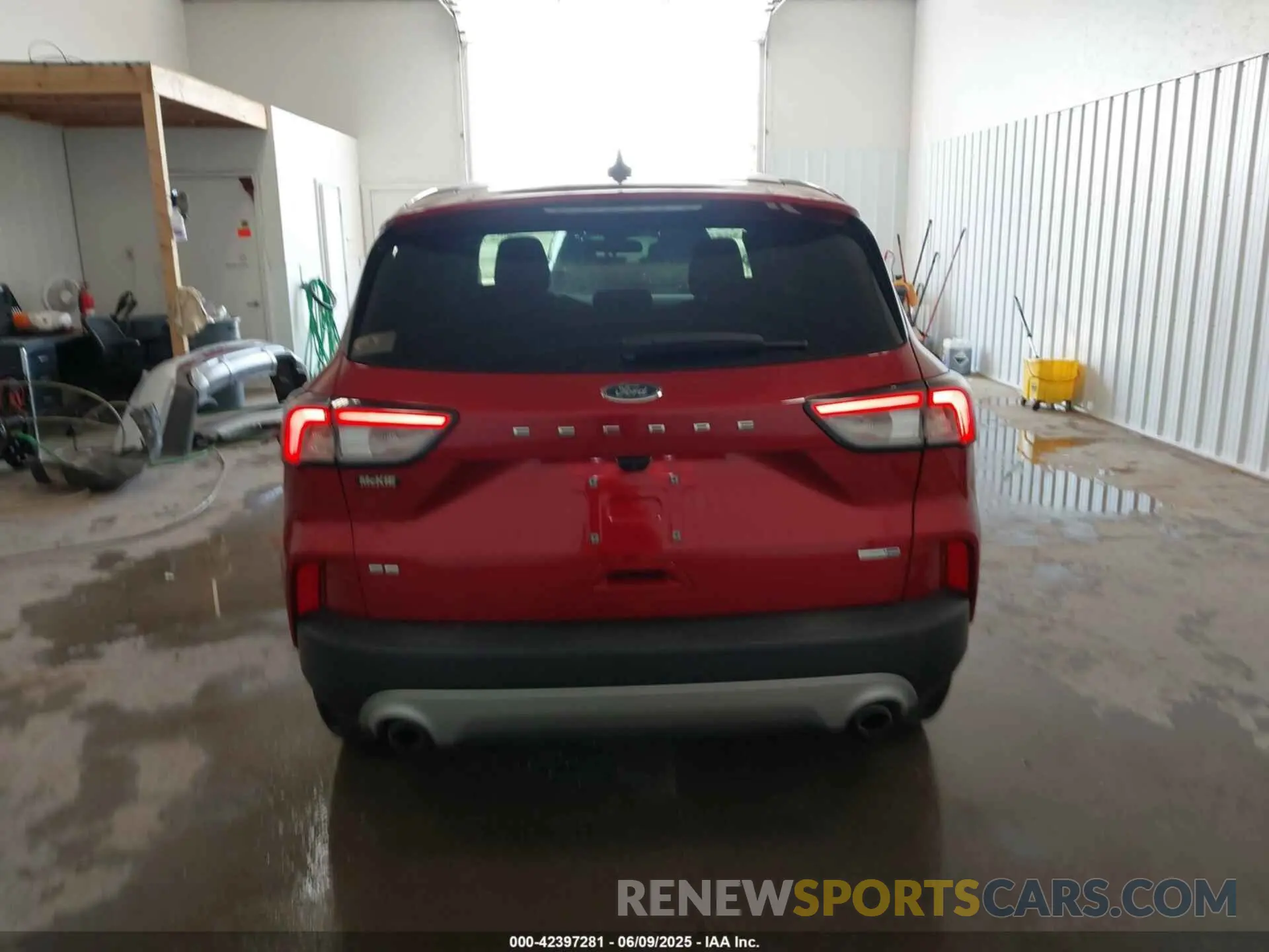 16 fotografías del automóvil dañado 1FMCU9G63LUC24081 FORD ESCAPE 2020