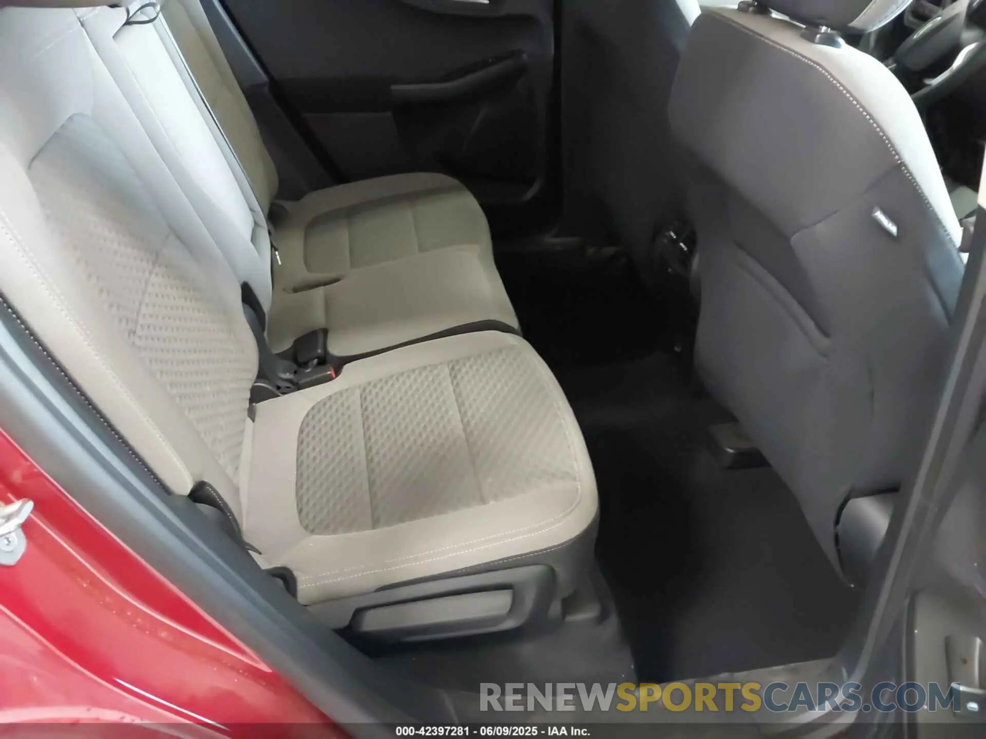 8 fotografías del automóvil dañado 1FMCU9G63LUC24081 FORD ESCAPE 2020