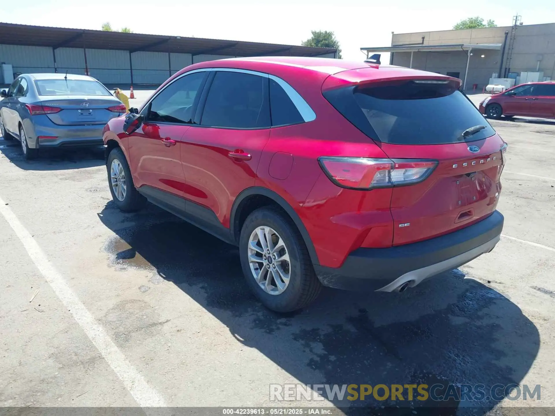 3 fotografías del automóvil dañado 1FMCU9G63LUC69215 FORD ESCAPE 2020